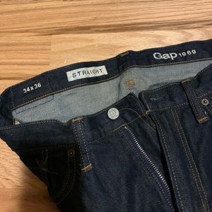 NWOT Gap men’s straight leg dark wash